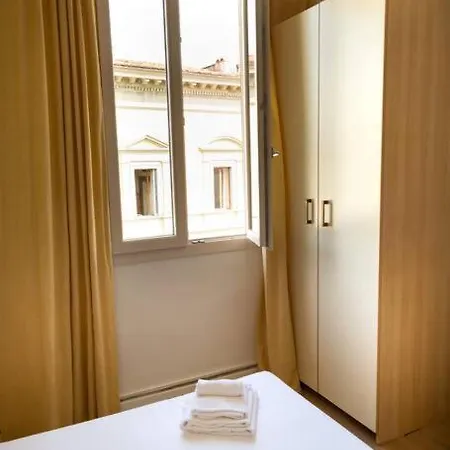 La Stanza Di Michelangelo Nel Centro Di Apartment