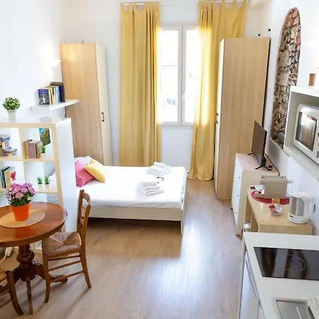 Apartment La Stanza Di Michelangelo Nel Centro Di Florence